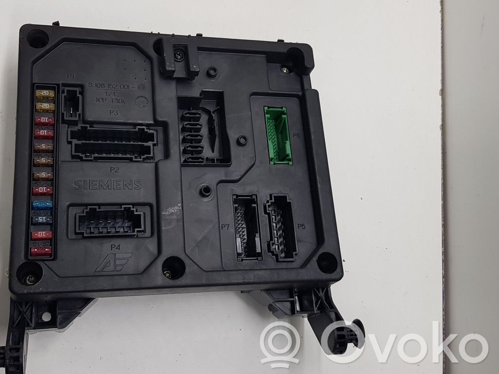Ford Galaxy Fuse module 