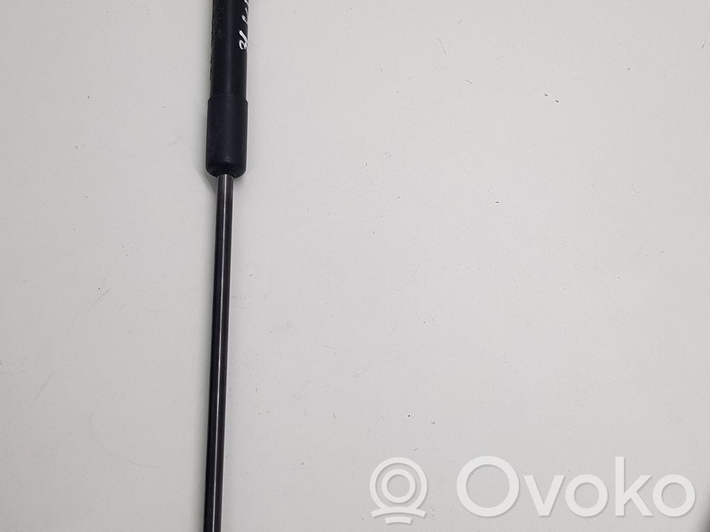 Volvo V40 Tailgate/trunk strut/damper 