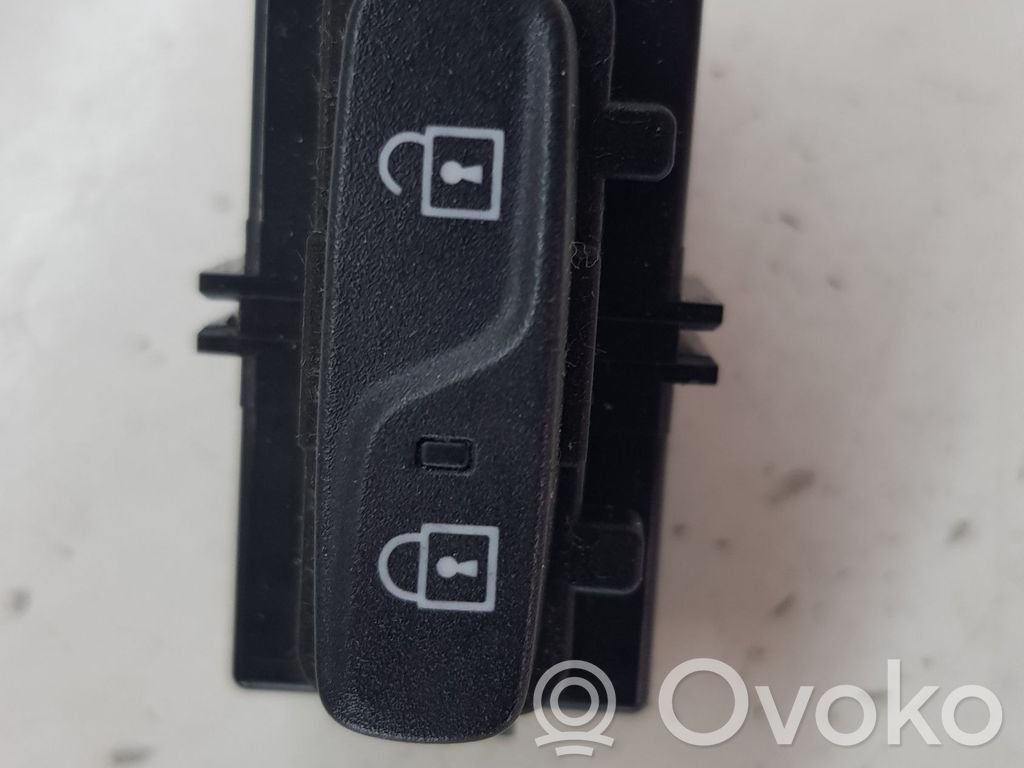 Volvo V60 Central locking switch button 