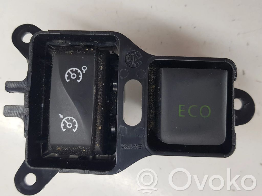 Renault Captur Other switches/knobs/shifts 