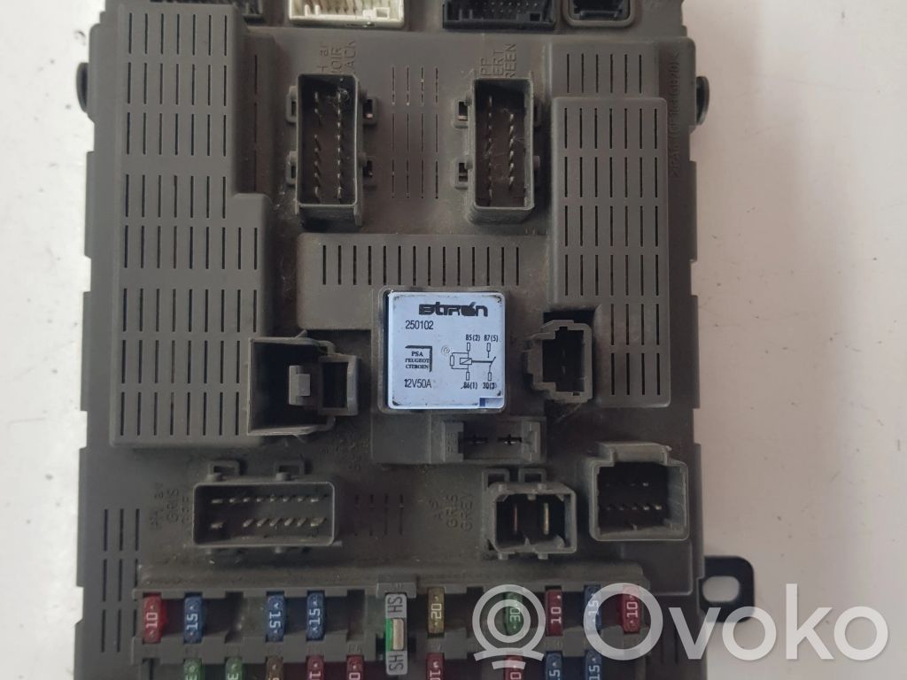 Citroen C5 Módulo de fusible 