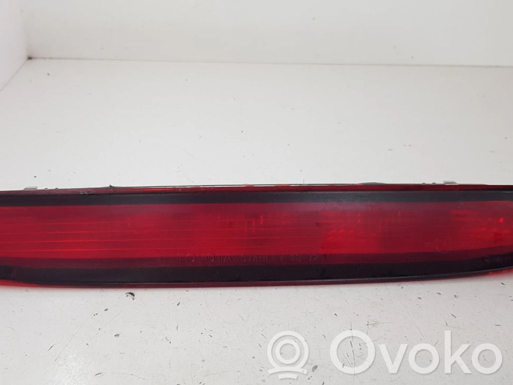 Toyota Corolla Verso E121 Third/center stoplight 