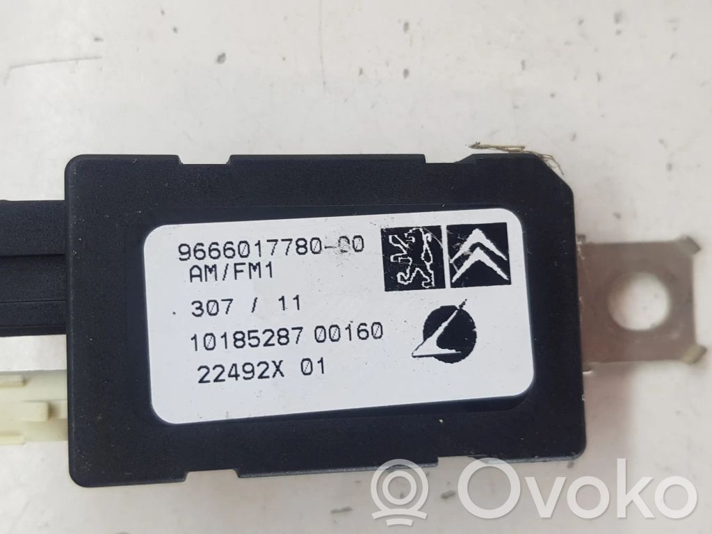 Citroen DS4 Antenos stiprintuvas 