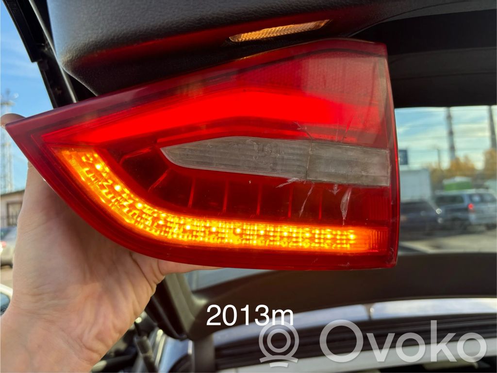 Audi A4 S4 B8 8K Aizmugurējais lukturis pārsegā 