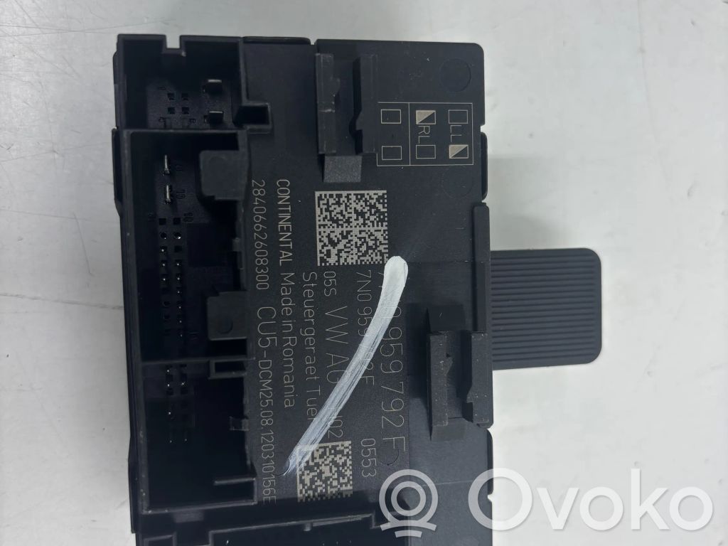 Seat Alhambra (Mk2) Door control unit/module 