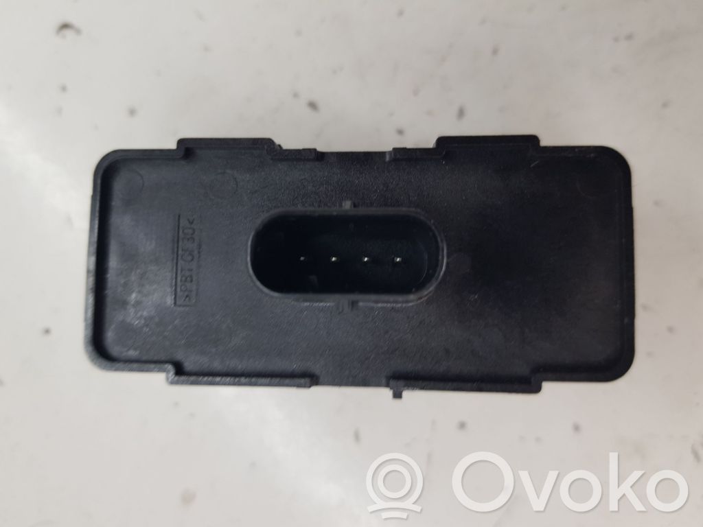 Volvo S90, V90 Tailgate/boot open switch button 