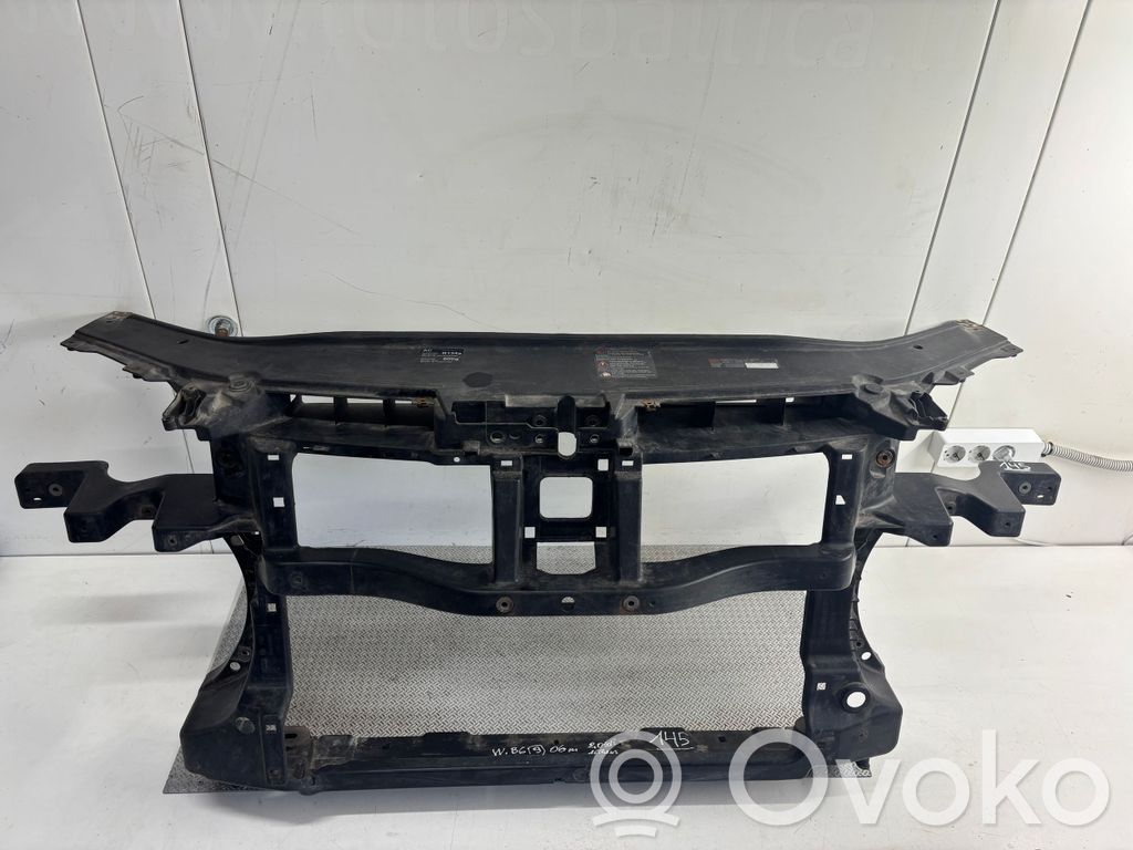 Volkswagen PASSAT B6 Radiatorių panelė 