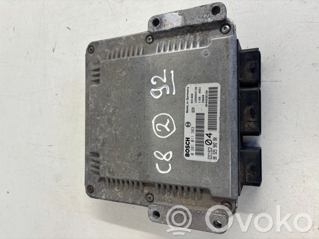 Citroen C8 Engine control unit/module 
