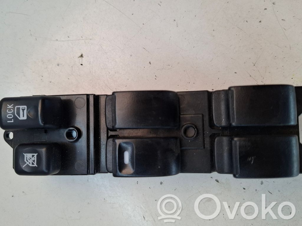 Citroen C-Crosser Electric window control switch 