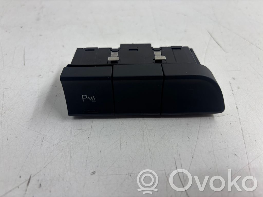 Audi Q3 8U Parking (PDC) sensor switch 