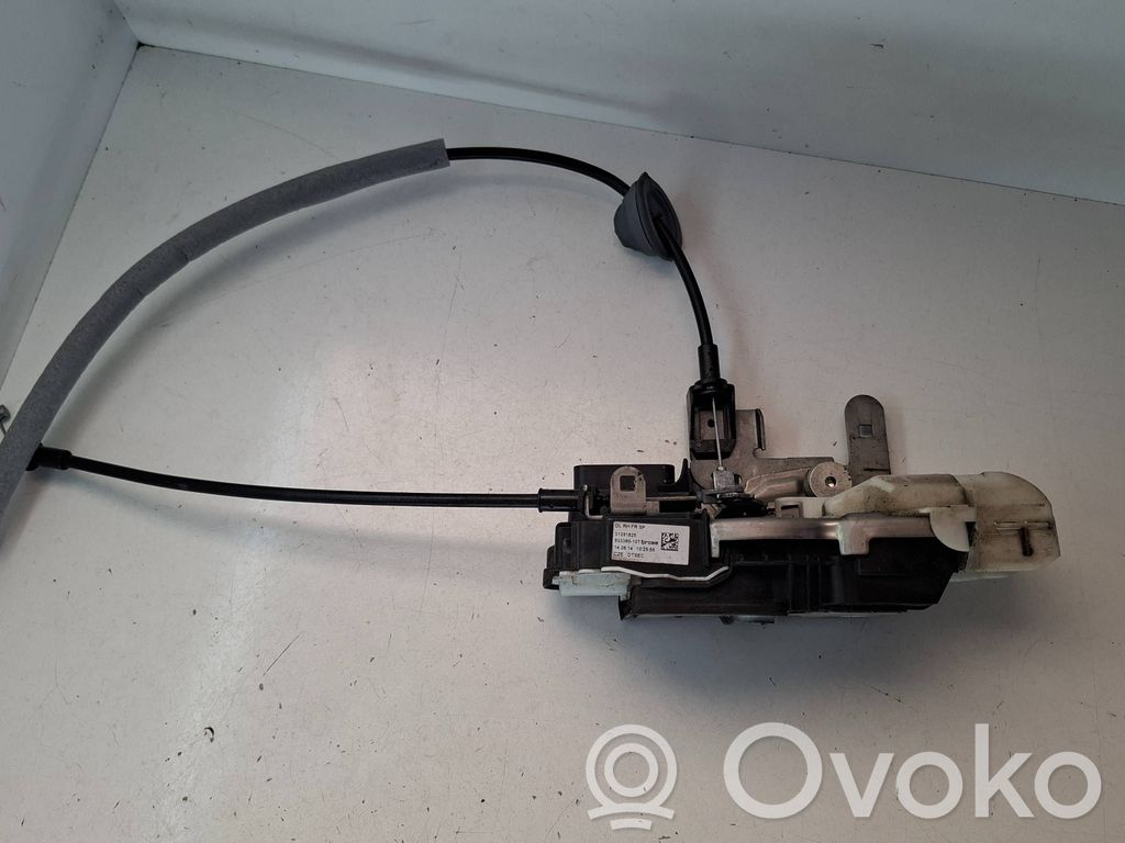 Volvo V40 Cross country Front door lock 