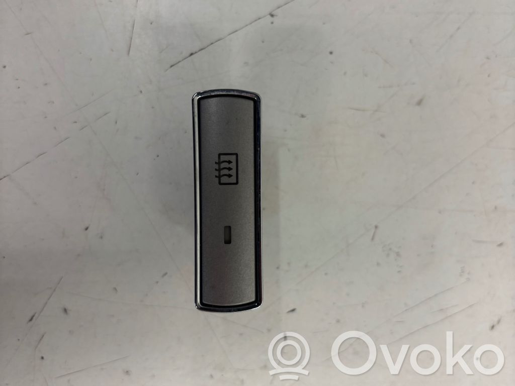 Ford S-MAX Windscreen/window heater switch 