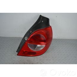 Renault Clio III Galinis žibintas kėbule 