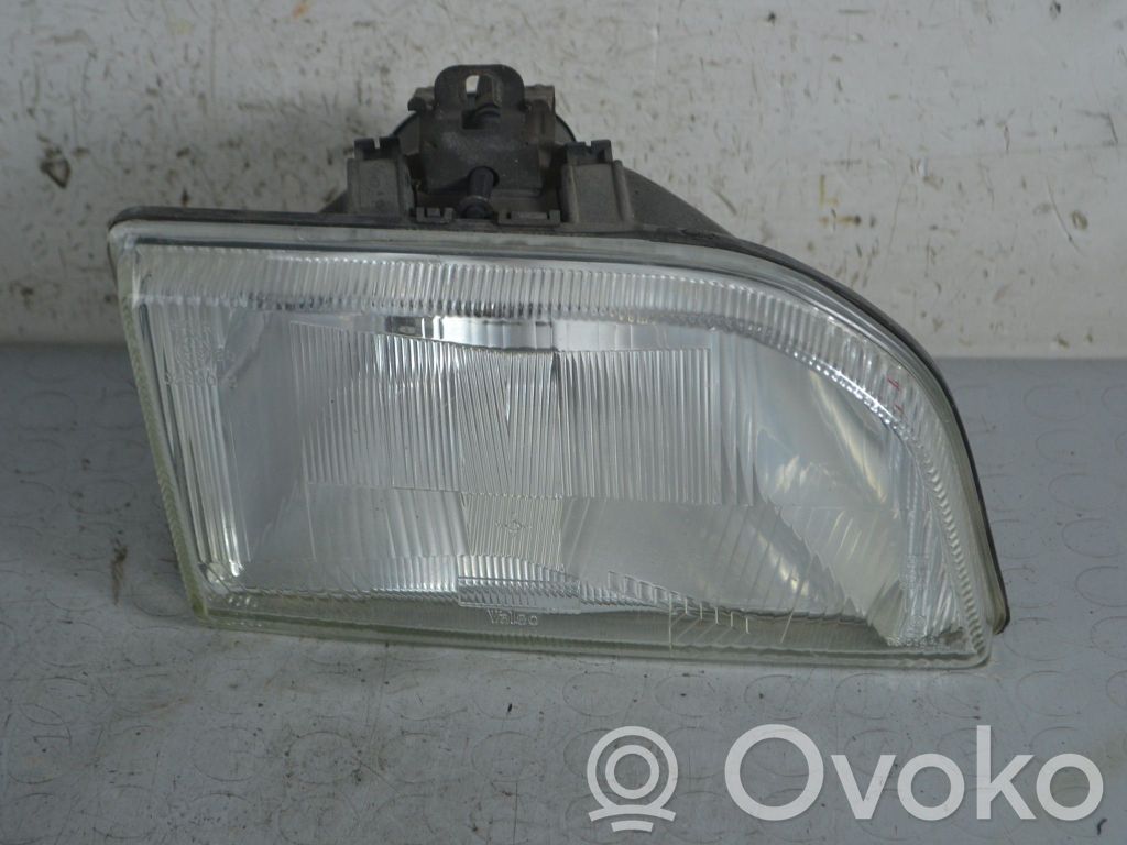 Ford Fiesta Priekšējais lukturis 