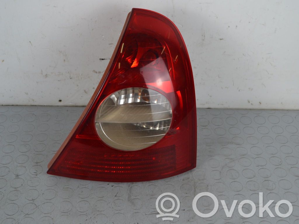Renault Clio II Luz trasera/de freno 