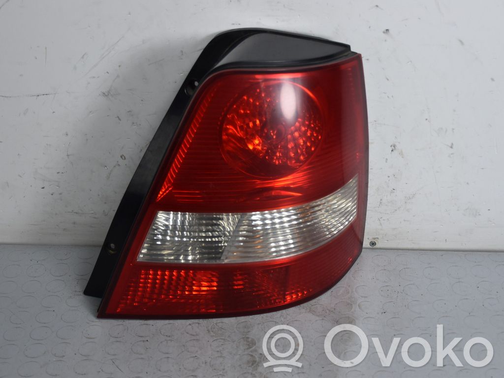 KIA Sorento Rear/tail lights 