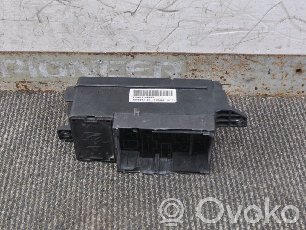 Mini One - Cooper R50 - 53 Fuse module 