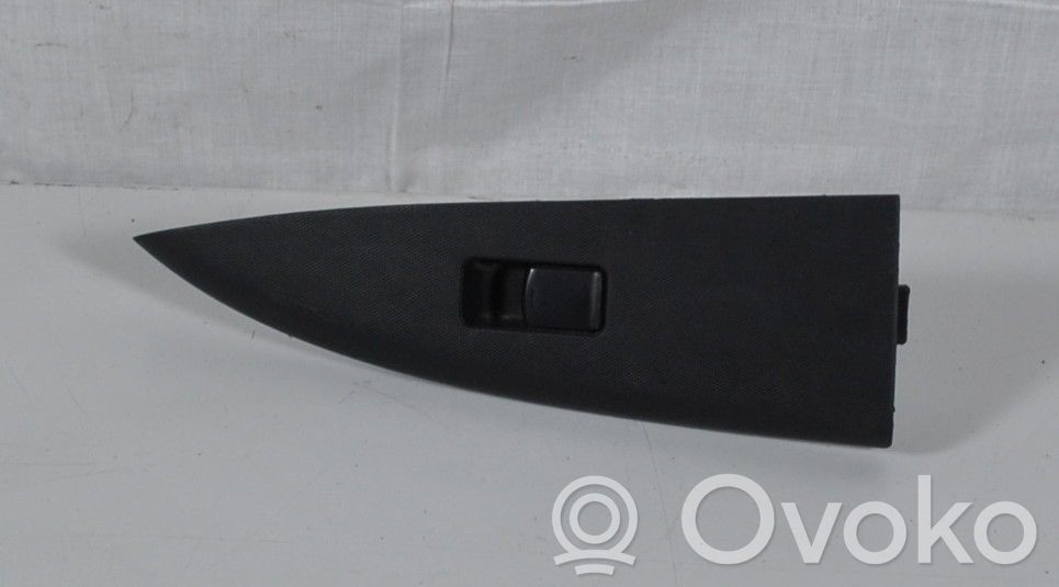 Nissan Note (E11) Electric window control switch 