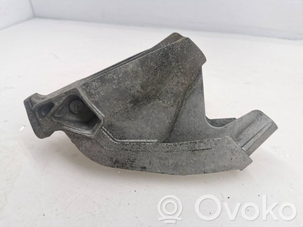 Audi A5 Sportback 8TA Engine mounting bracket 