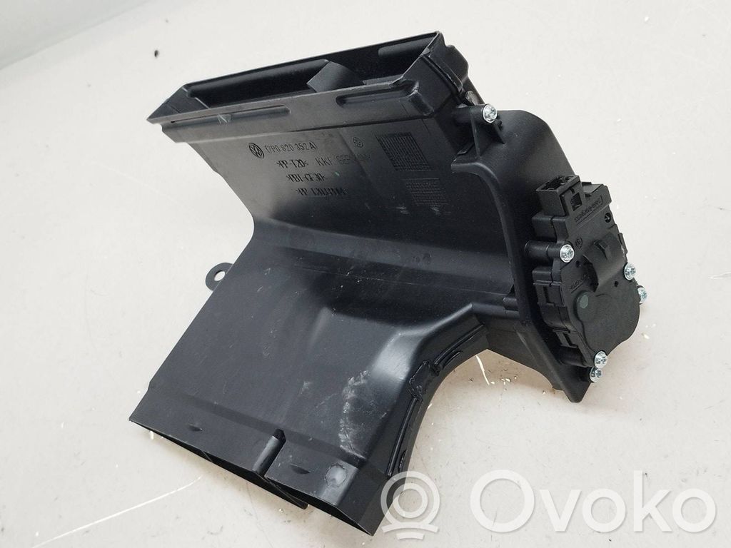 Volkswagen Touareg II Cabin air duct channel 