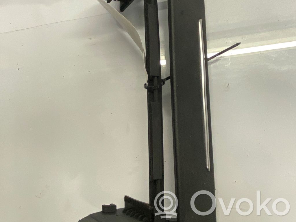 Audi A8 S8 D4 4H Kojelaudan hansikaslokeron lista 