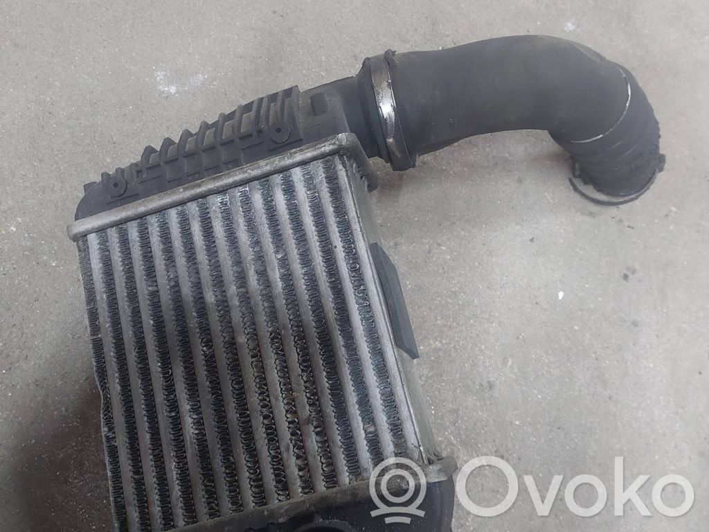 Audi A6 S6 C6 4F Interkūlerio radiatorius 