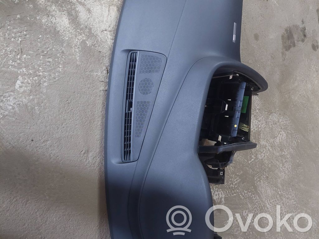 Audi A5 8T 8F Dashboard 