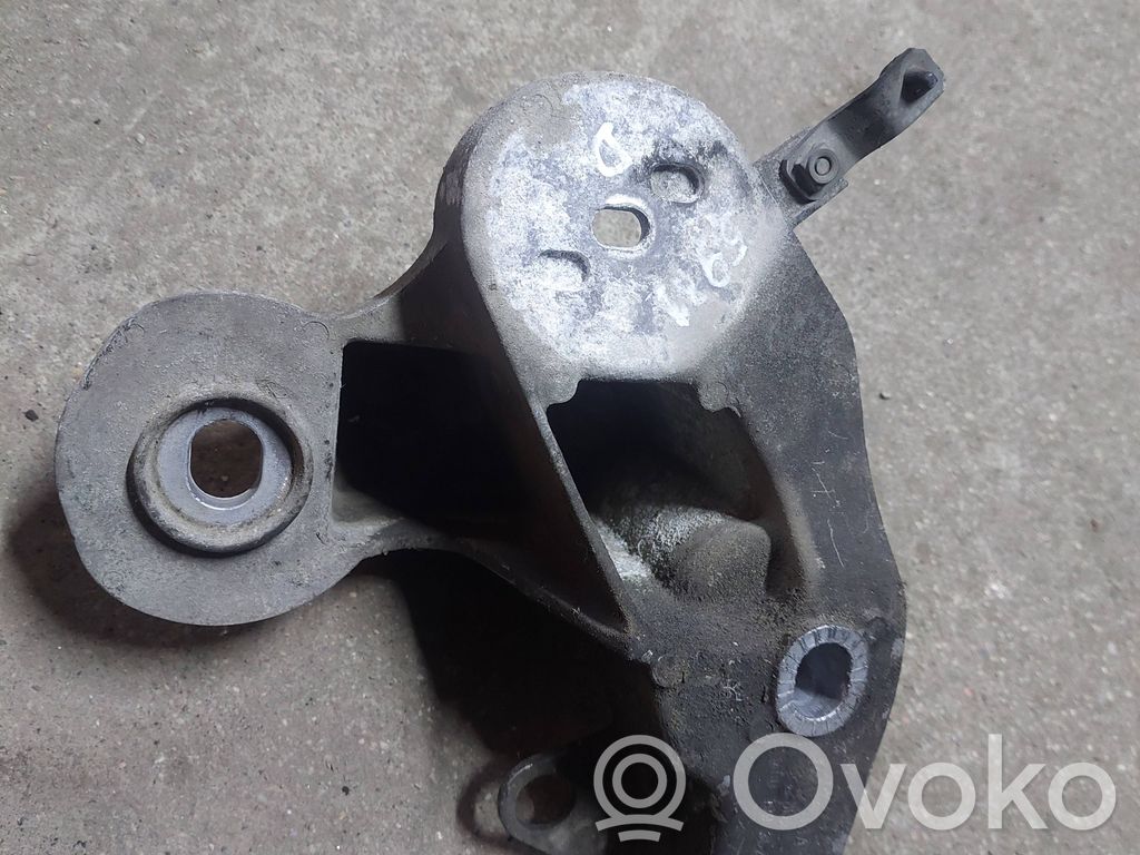 Engine mounting bracket   4F0199352M