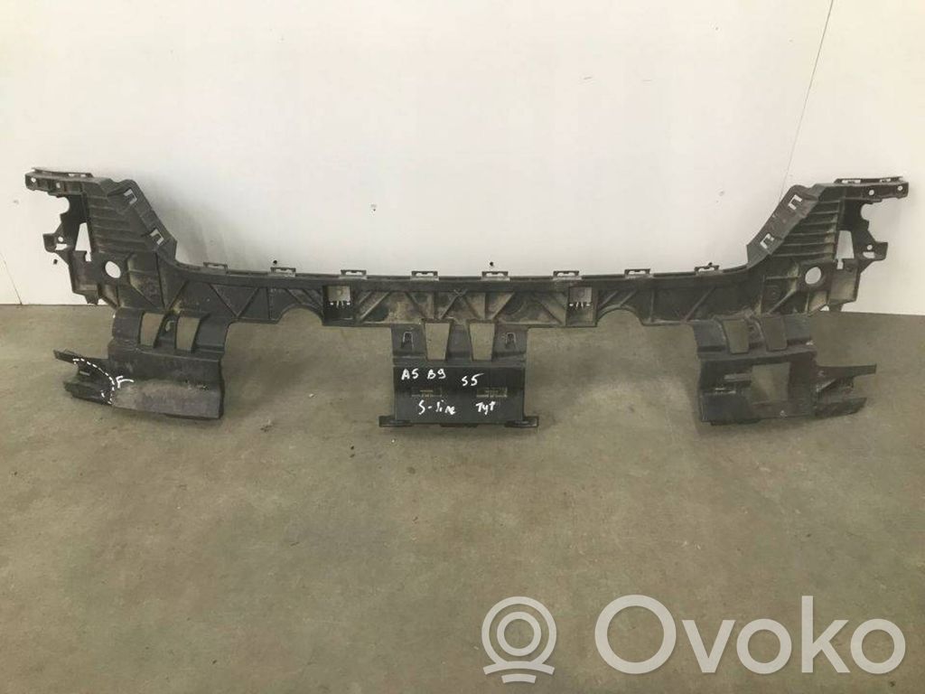 Audi A4 S4 B9 Soporte de montaje del parachoques trasero 