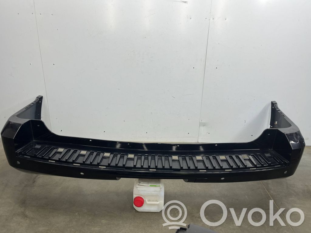 Chevrolet Tahoe Parachoques 