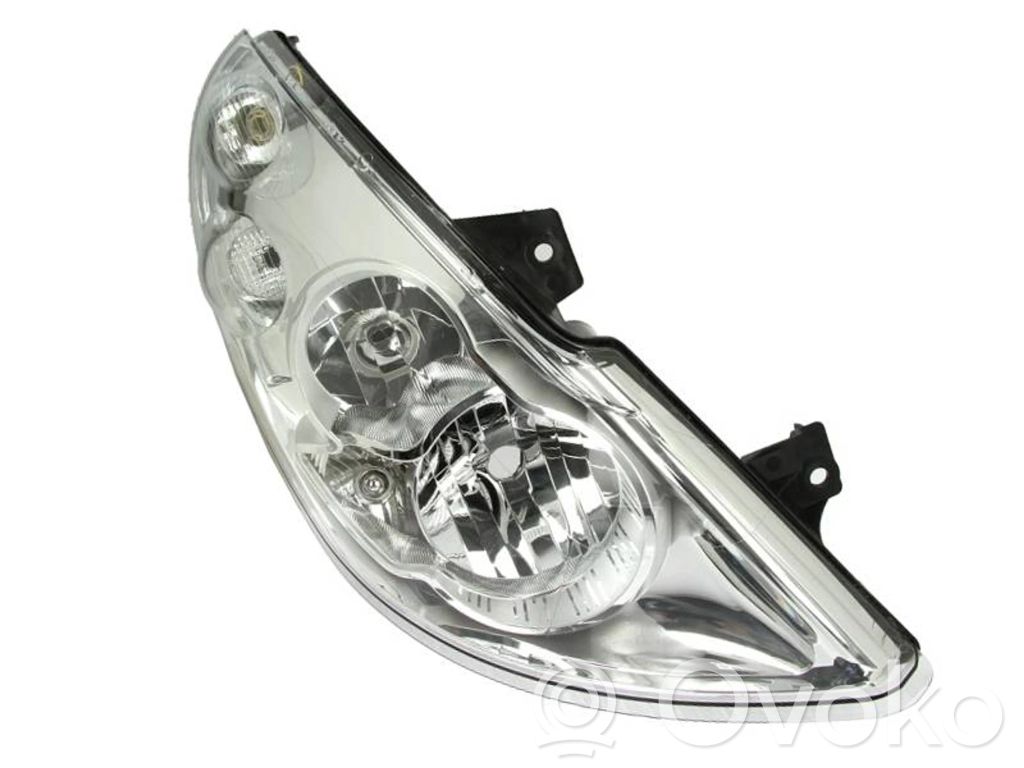 Renault Master III Phare frontale 