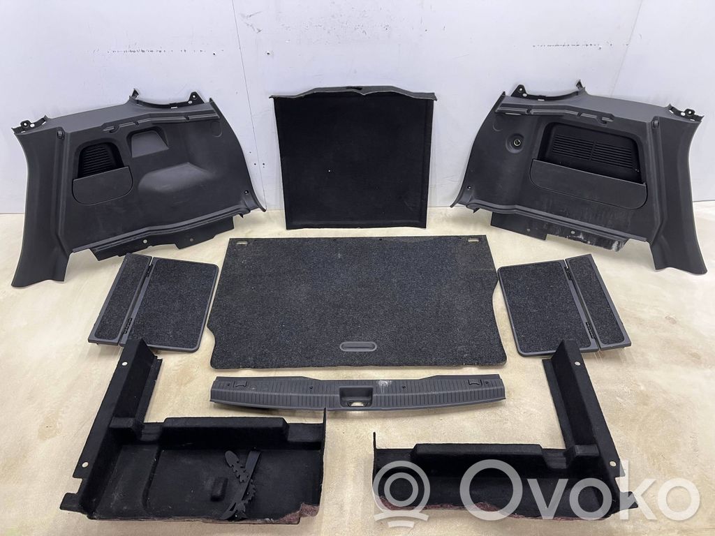 Opel Meriva A Apdaila bagažinės dangčio (komplektas) 