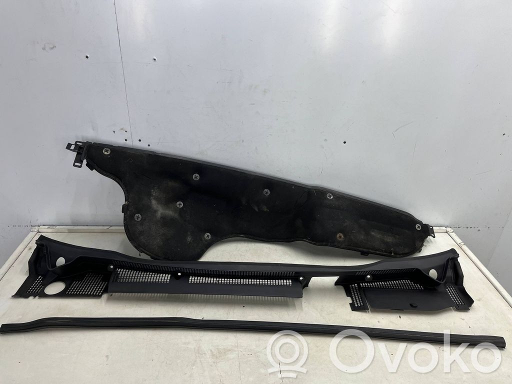 Opel Meriva A Wiper trim 