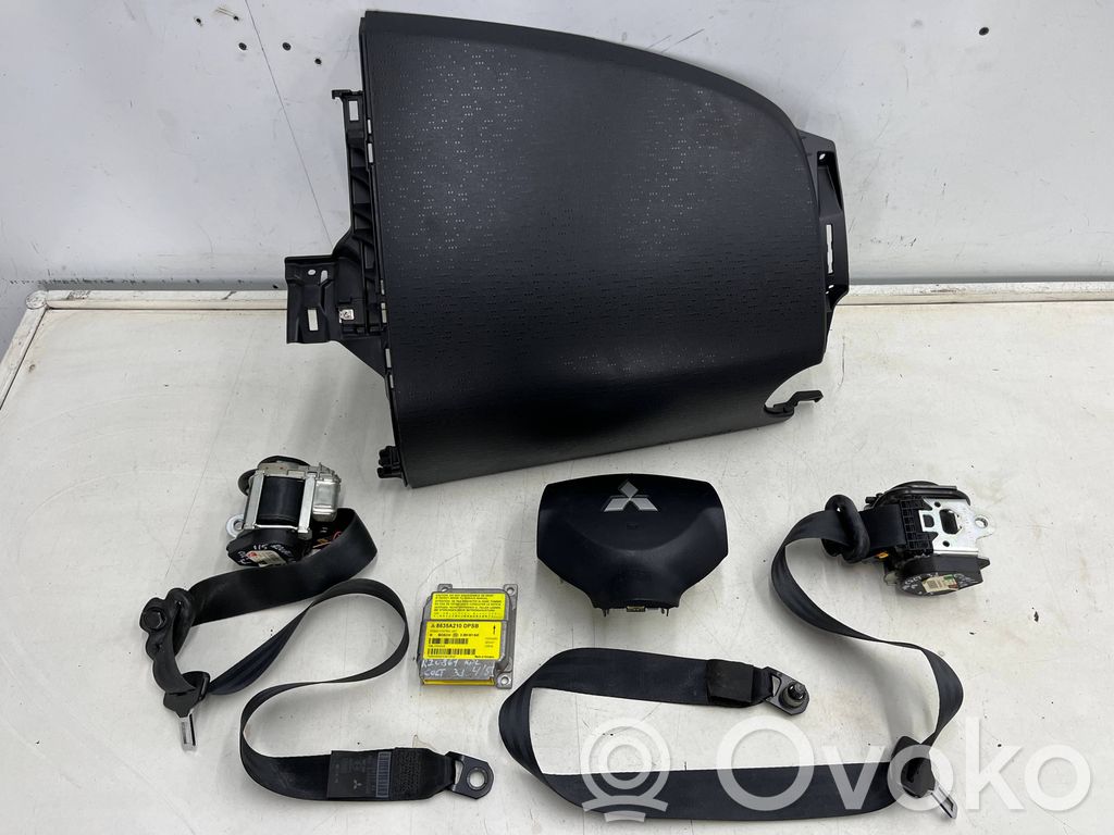 Mitsubishi Colt Poduszki powietrzne Airbag / Komplet 