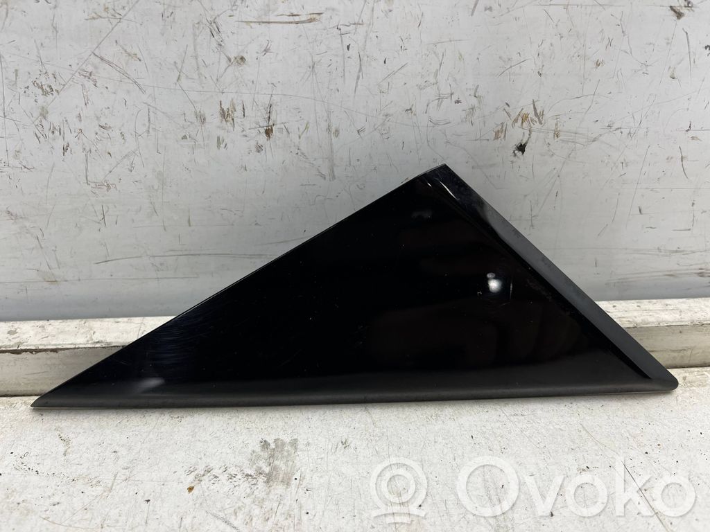 Mazda 3 III Front door trim (molding) 