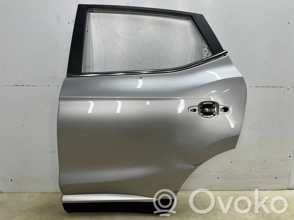 MG ZS Galinės durys 