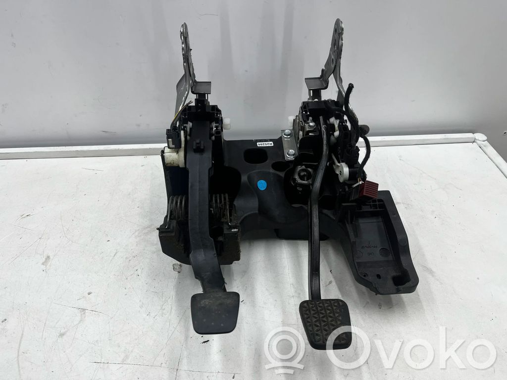 Opel Insignia A Jarrupoljin 