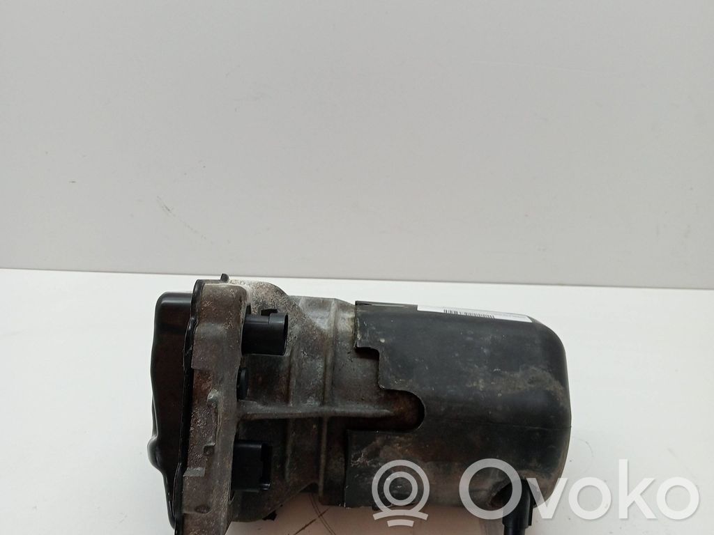 Ohjaustehostimen pumppu   400827