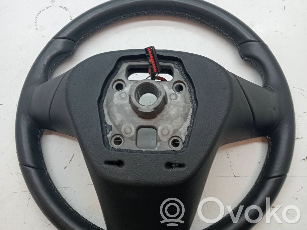 Ohjauspyörä   42347928