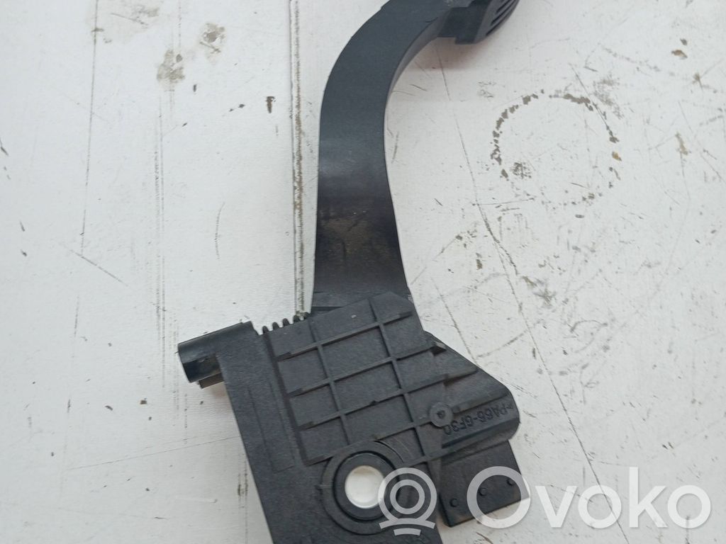 Akceleratoriaus pedalas   BS519725AA,1736827