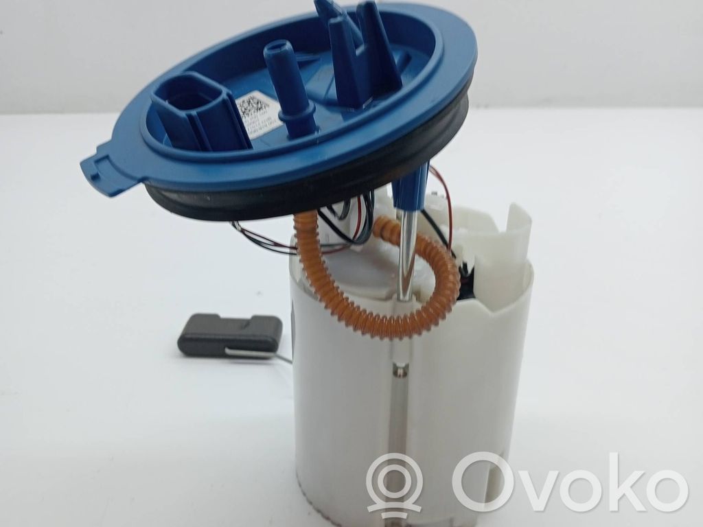 Bomba interna de combustible   5Q0919051N
