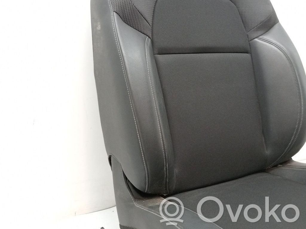 Front passenger seat   873015077R