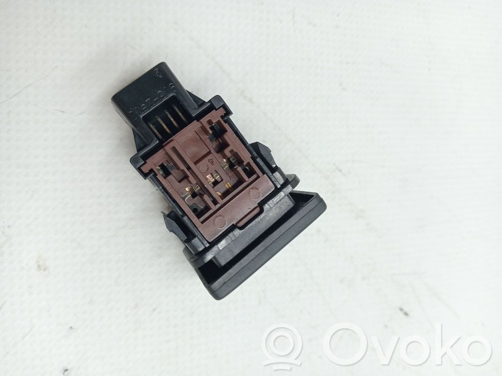 Toyota Corolla E110 Interruptor de luz 