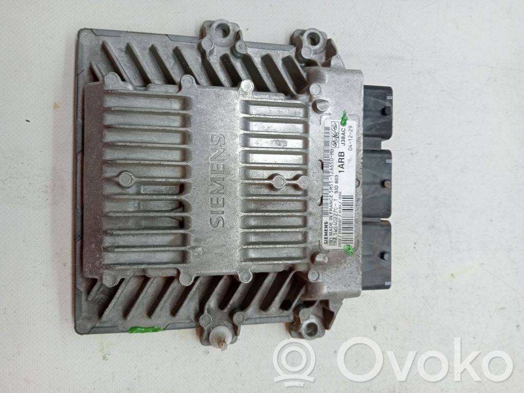 Unidad de control/módulo ECU del motor   5M5112A650MB