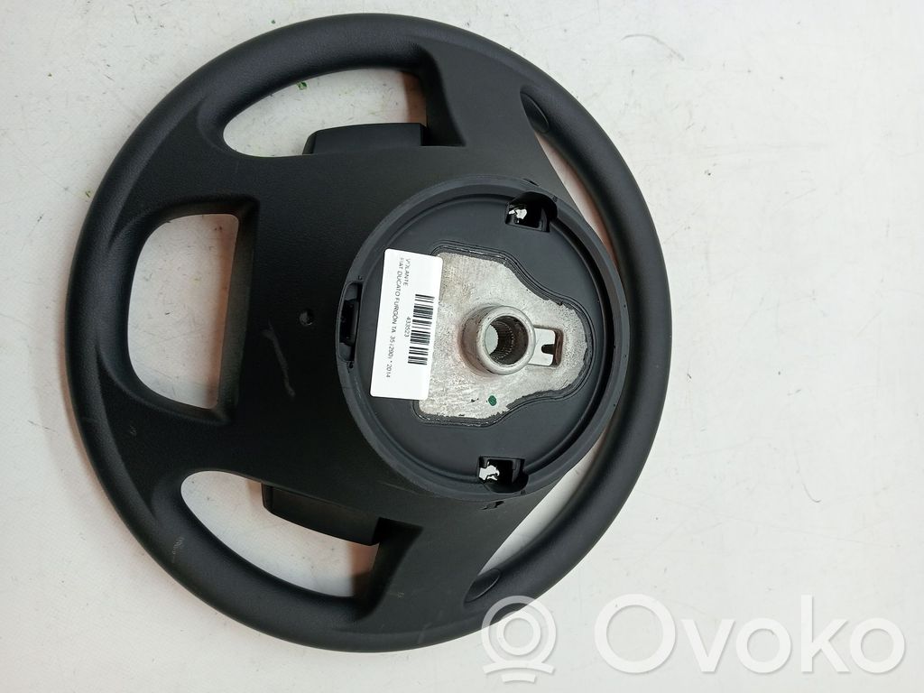 Steering wheel   60931515