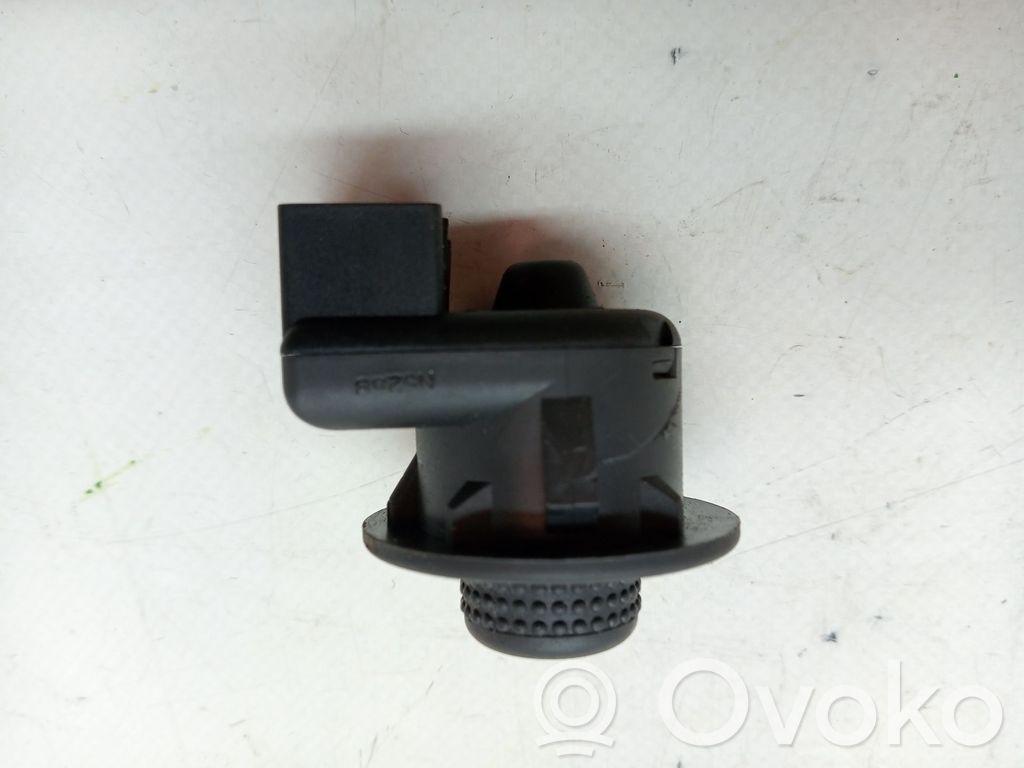 Wing mirror switch   255704649R