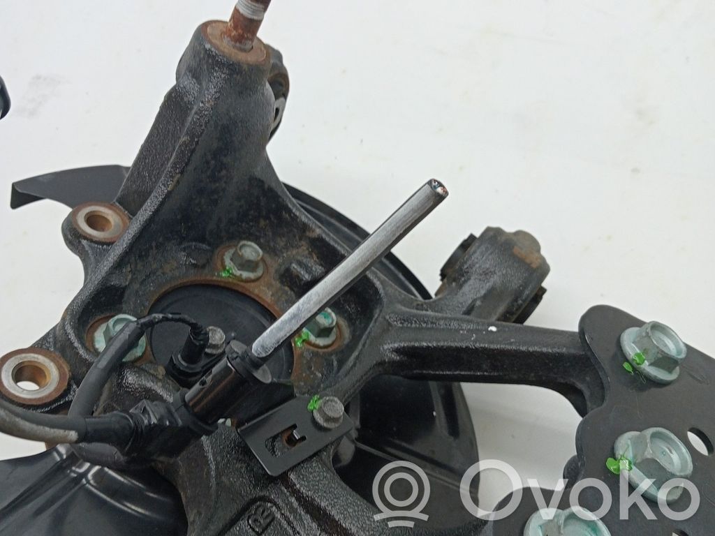 Mangueta de dirección de rueda trasera   KD312615XA