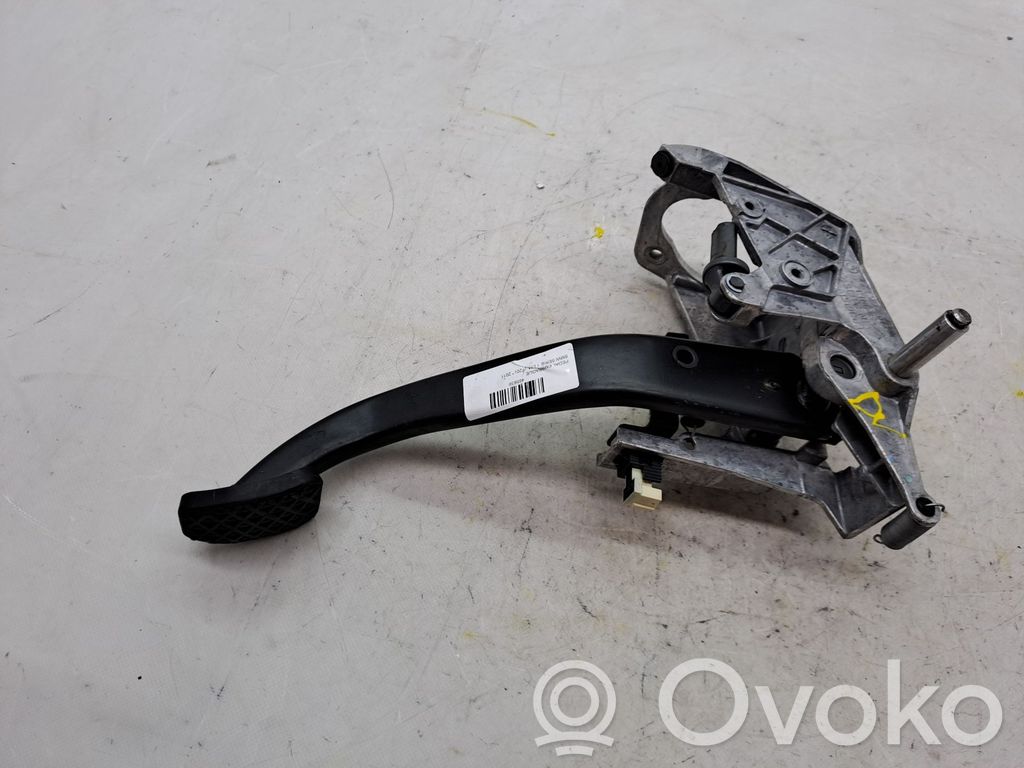 BMW 1 F20 F21 Pédale d'embrayage