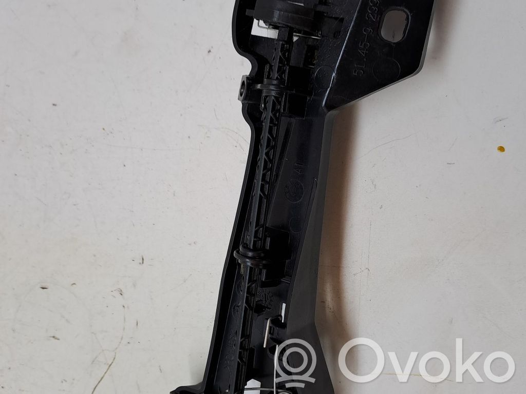 Hansikaslokero   51169302869