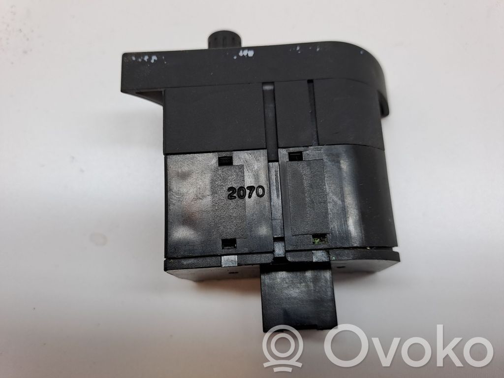 Seat Exeo (3R) Light switch 
